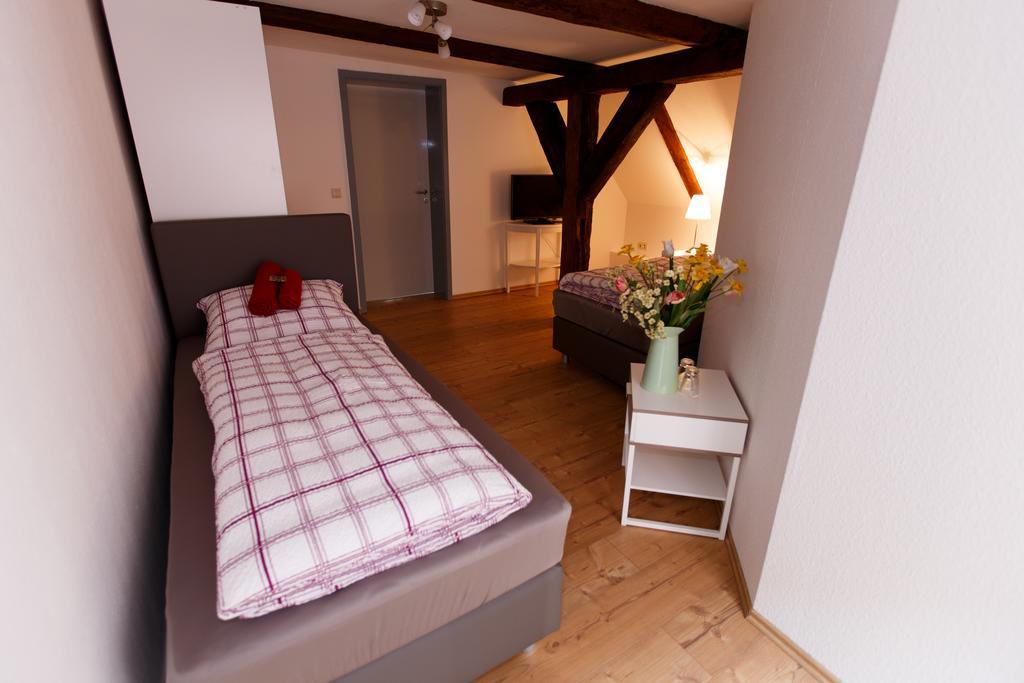 Pension Altes Burghotel Neustadt-Glewe Cameră foto